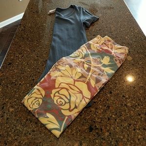 LuLaRoe Classic T (XS) and OS leggings outfit.